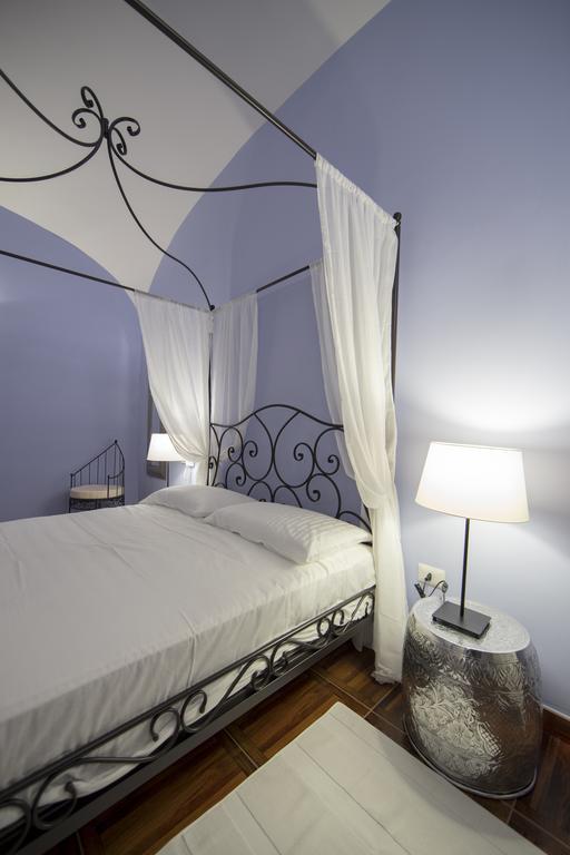 Appartement Aristovascio à Naples Extérieur photo