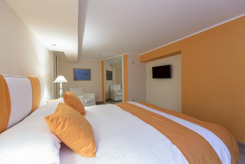 Appartement Aristovascio à Naples Extérieur photo